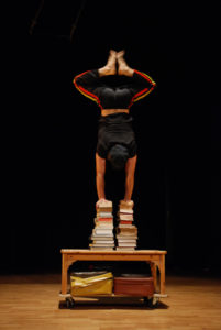 Cirque "Soliloques" @ Jardins de la Cure