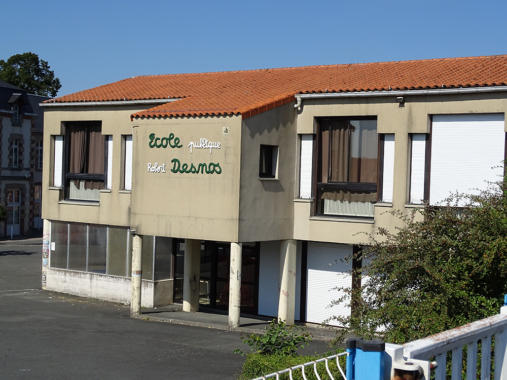 École publique élémentaire Robert Desnos Mortagne